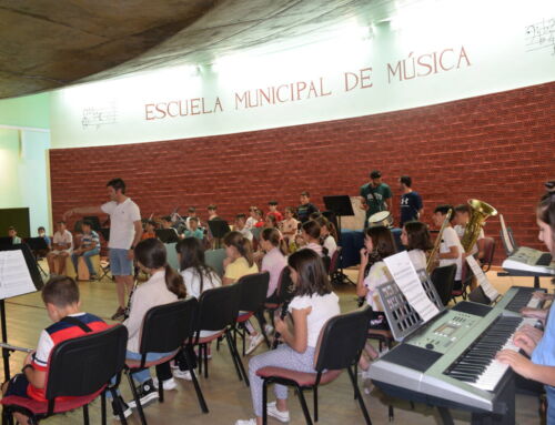 Más de 50 niños han disfrutado en la Jornada de Puertas Abiertas de la Escuela Municipal de Música
