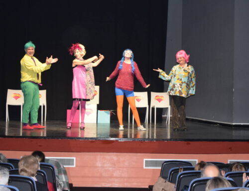 El Teatro Olimpia ofreció altas dosis de humor y situaciones absurdas con la comedia: ‘Madrecita del alma querida’